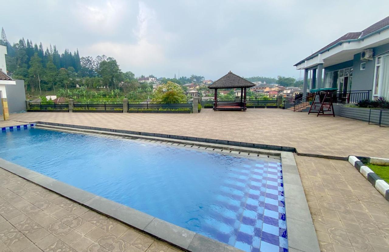 Villa Andalus 3 ปุนจัก ภายนอก รูปภาพ