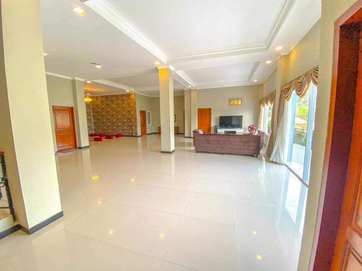 Villa Andalus 3 ปุนจัก ภายนอก รูปภาพ