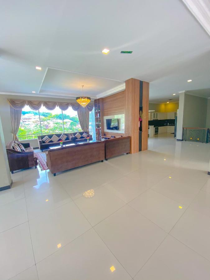 Villa Andalus 3 ปุนจัก ภายนอก รูปภาพ