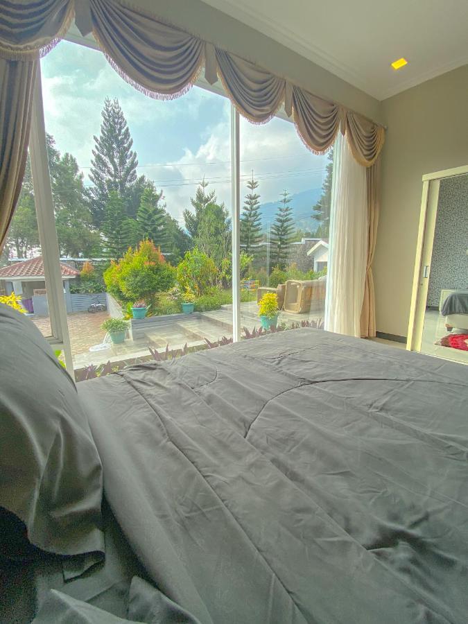 Villa Andalus 3 ปุนจัก ภายนอก รูปภาพ